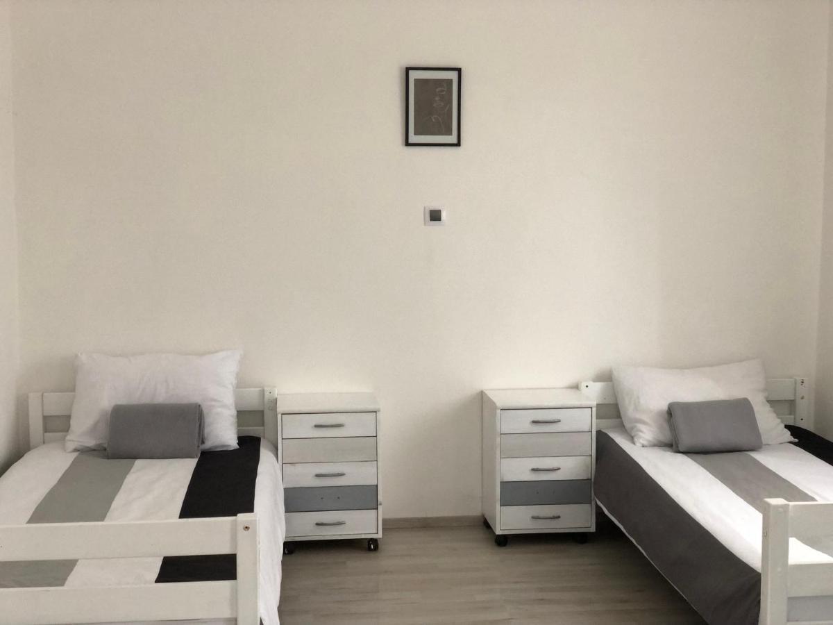 Mija Apartman S Vinnym Sklipkem, Zahradou A Grilem Kájov 外观 照片