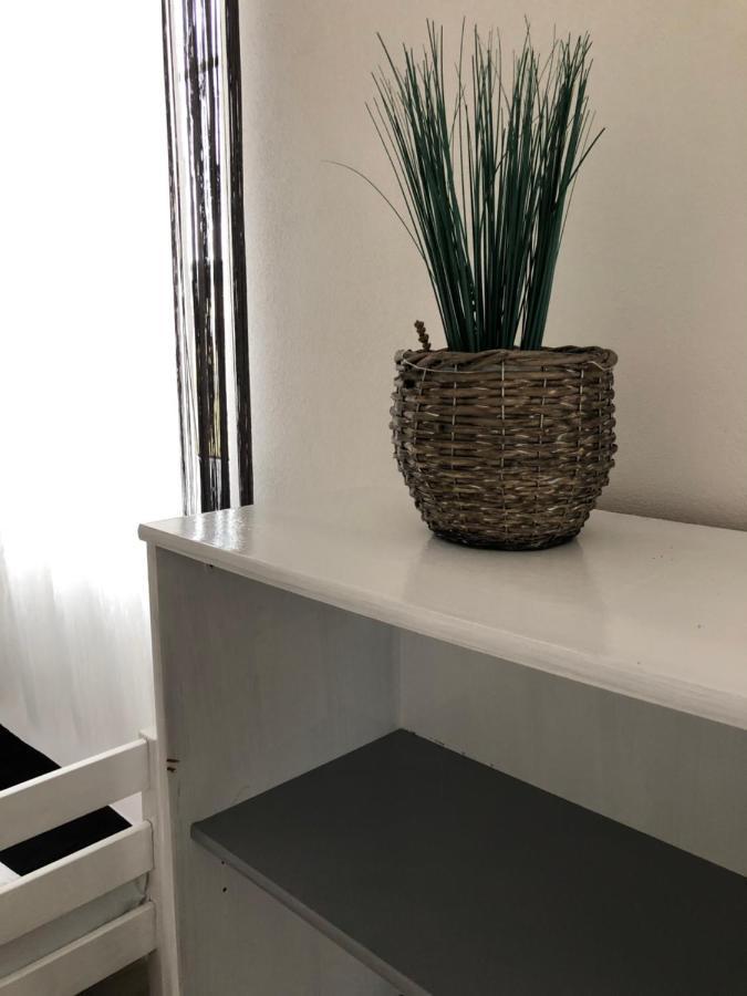 Mija Apartman S Vinnym Sklipkem, Zahradou A Grilem Kájov 外观 照片