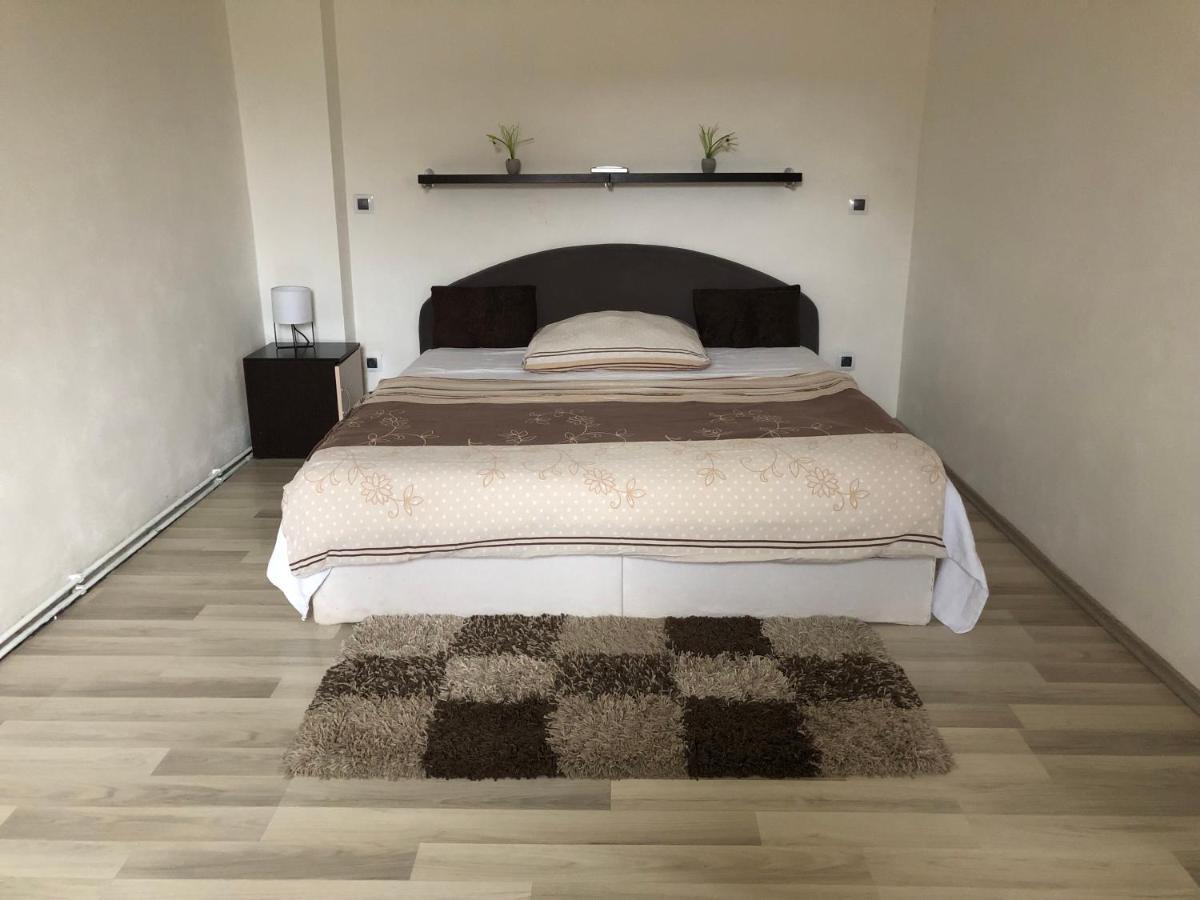 Mija Apartman S Vinnym Sklipkem, Zahradou A Grilem Kájov 外观 照片